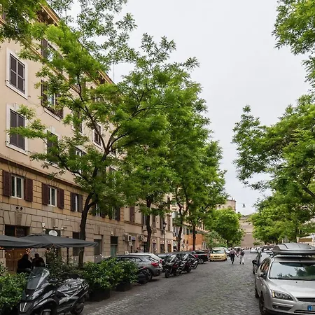 Apartment Magnolia Terrace At Vatican Museum *